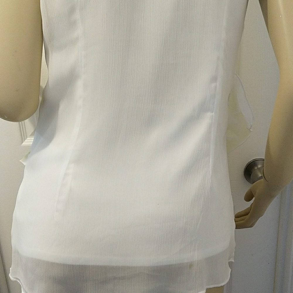 IZ Byer sleeveless ruffled top - Picture 5 of 8